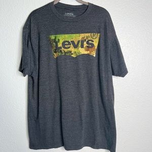 Men's Levi Blue and Camo Graphic Tee Size XL